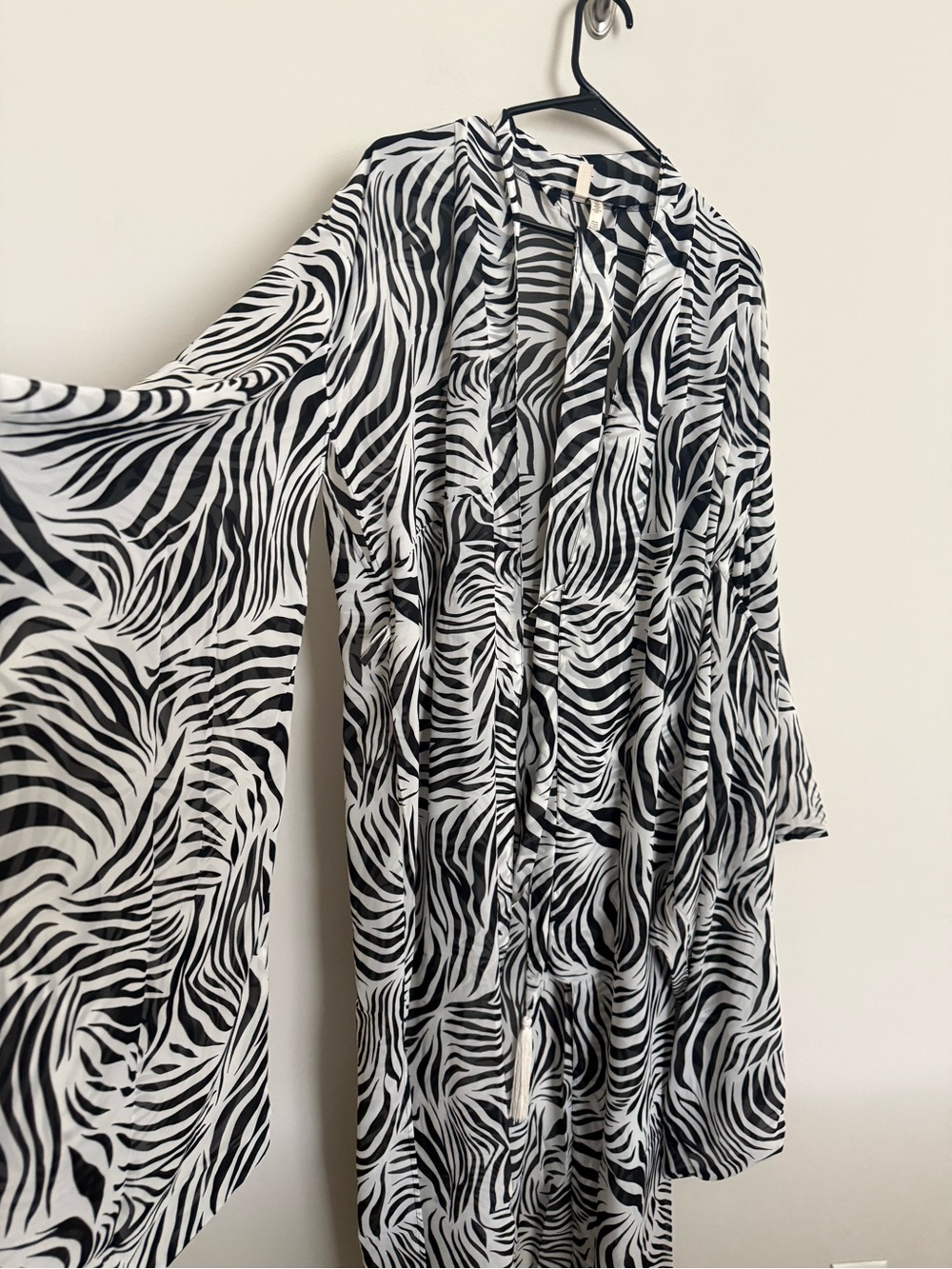 Shonda Shear Zebra Print Tassel Kimono Cover Up One Size Boho Resort Wear - Picture 4 of 13